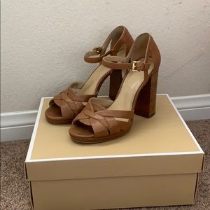 MICHAEL KORS Annalise Platforms